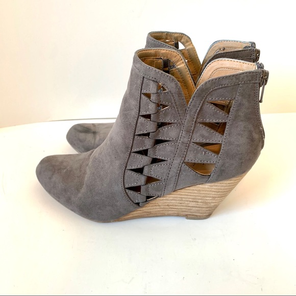 REPORT Gray Wedge Cut Out Booties—SZ. 7.5-8 - Picture 7 of 14